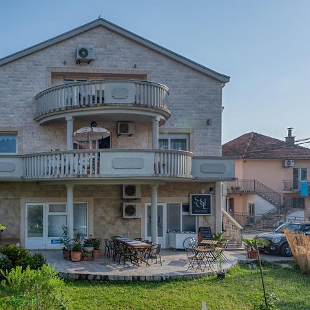 Apartments Vujosevic Tivat Exterior photo
