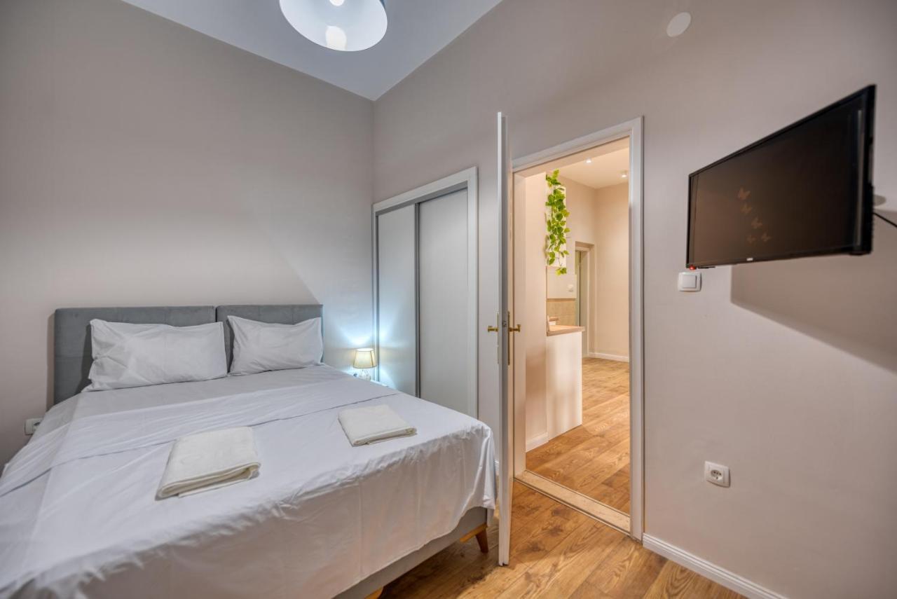 Apartments Vujosevic Tivat Exterior photo